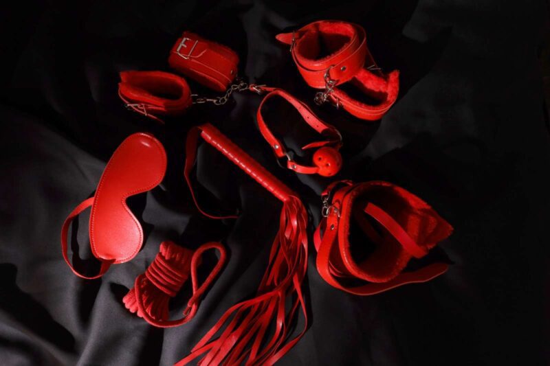 Fifty Shades of Red - Image 4